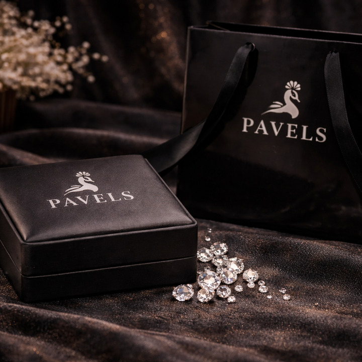 PAVELS Schmuck Geschenkverpackung mit schwarzer Box und Geschenktasche für Halskette
