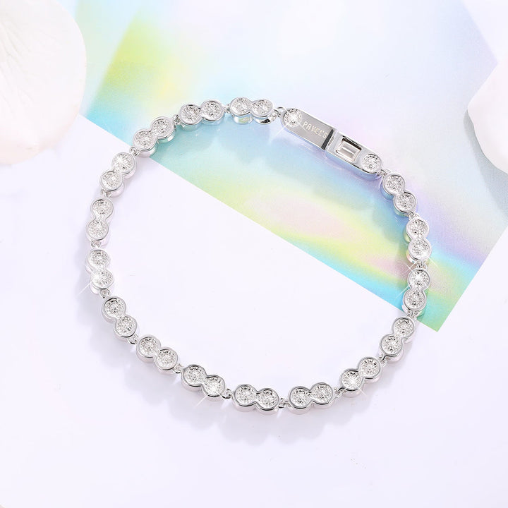 Feines Damenarmband Sienna aus Silber mit Zirkonia – eleganter und zeitloser Armschmuck für Frauen.