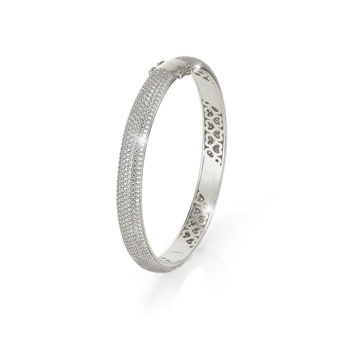 Silberner Armreif Shine – edles 925er Sterling Silber mit glitzernden Zirkonia, moderner Armschmuck in Hochkantansicht