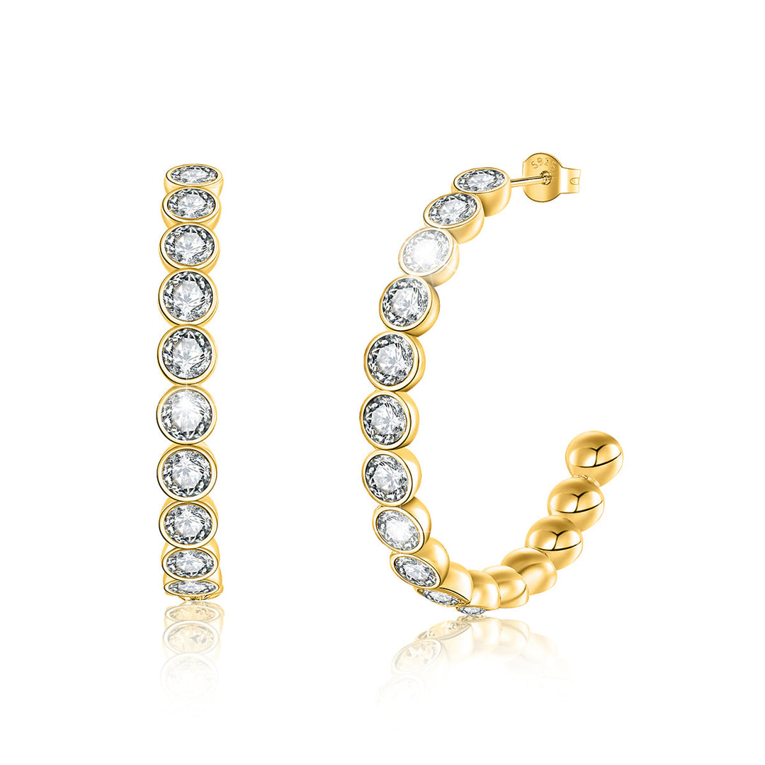 Creole Shiny Stars in Gold – elegante Hoop-Ohrringe mit großen ovalen Zirkonia-Steinen, glänzender Ohrschmuck für Damen