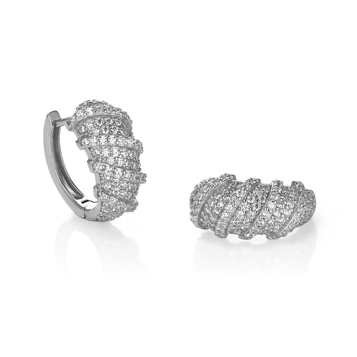 Glänzende 925 Sterling Silber Creolen mit spiralförmiger Zirkonia-Pavé-Fassung – stilvolle Damen-Ohrringe im modernen Design.