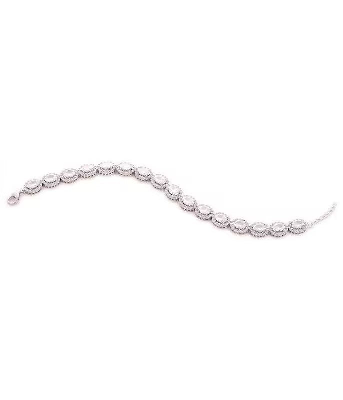  Strahlendes Armband Fame in Silber mit klaren Kristallen – zeitloser Damenschmuck mit glamourösem Glanz