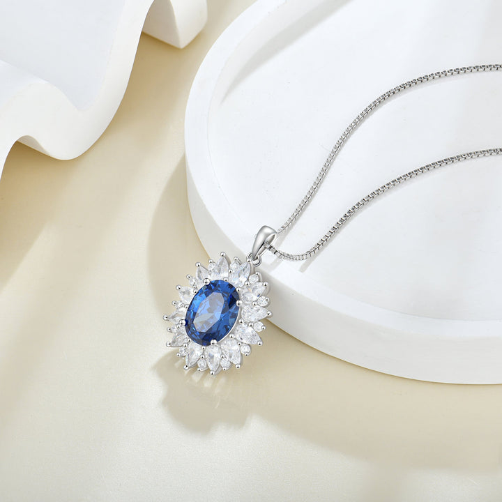 Elegante Halskette Fame mit tiefblauem Saphir-Zirkonia – 925 Silber Design für funkelnde Momente und zeitlose Eleganz