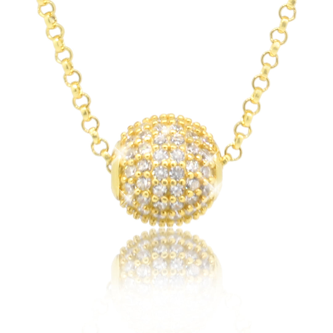 Elegante Halskette Golden Grace mit kugelförmigem Anhänger aus 925 Sterling Silber, vergoldet und besetzt mit funkelnden Zirkonia-Steinen
