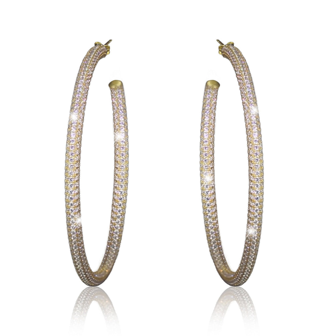 Luxuriöse Damen-Creolen Sparkly Elegance aus vergoldetem 925er Sterlingsilber – große goldene Hoop-Ohrringe mit funkelnden Zirkonia-Steinen, glamouröser Statement-Schmuck für Hochzeit, Abendkleid, Event, Cocktail-Party oder festliche Anlässe – moderner eleganter Ohrschmuck für stilvolle Frauen